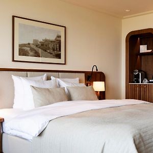 Historic Sea side King Room